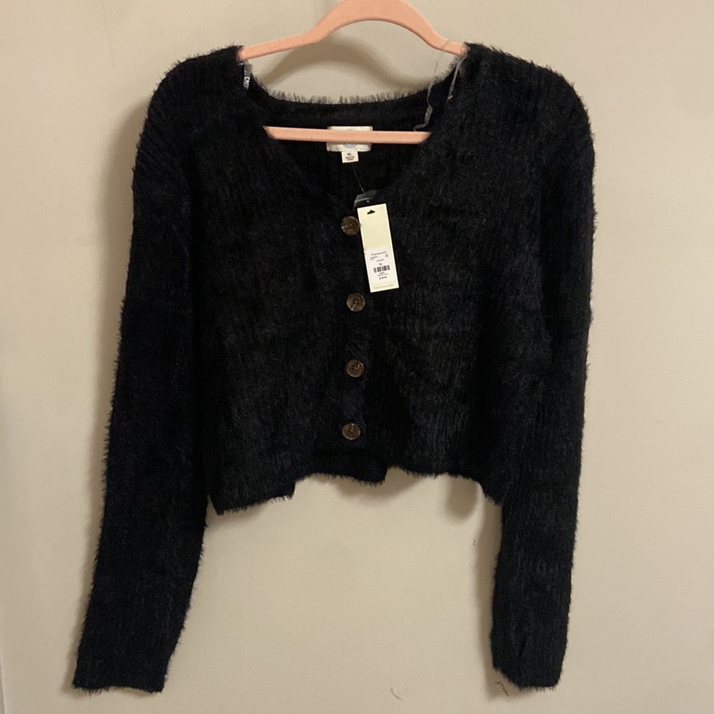 Jun & Ivy cropped cardigan